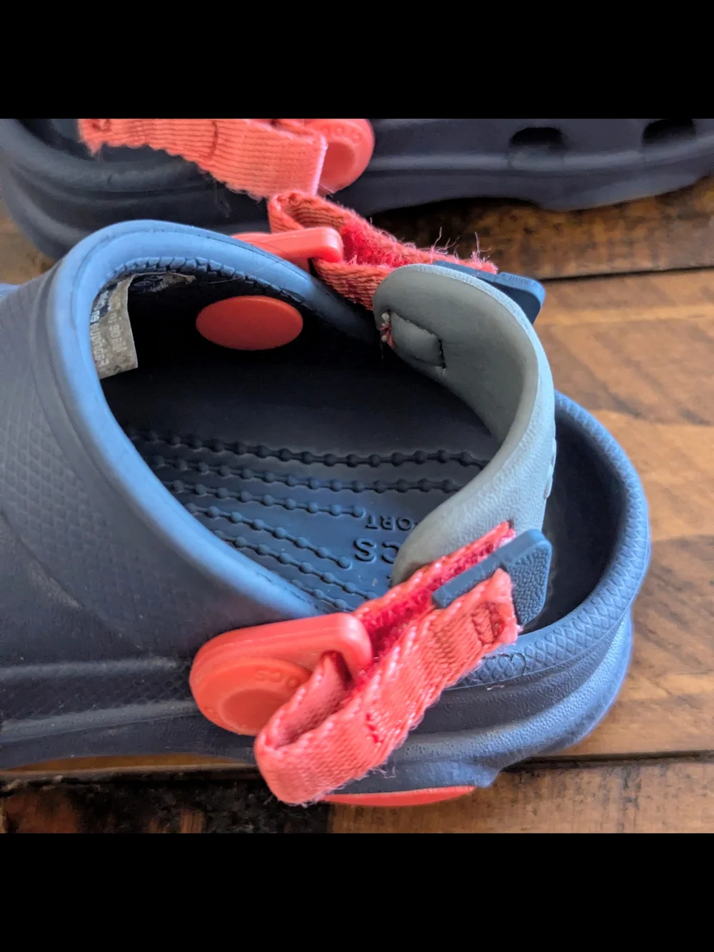CROCS pre owned